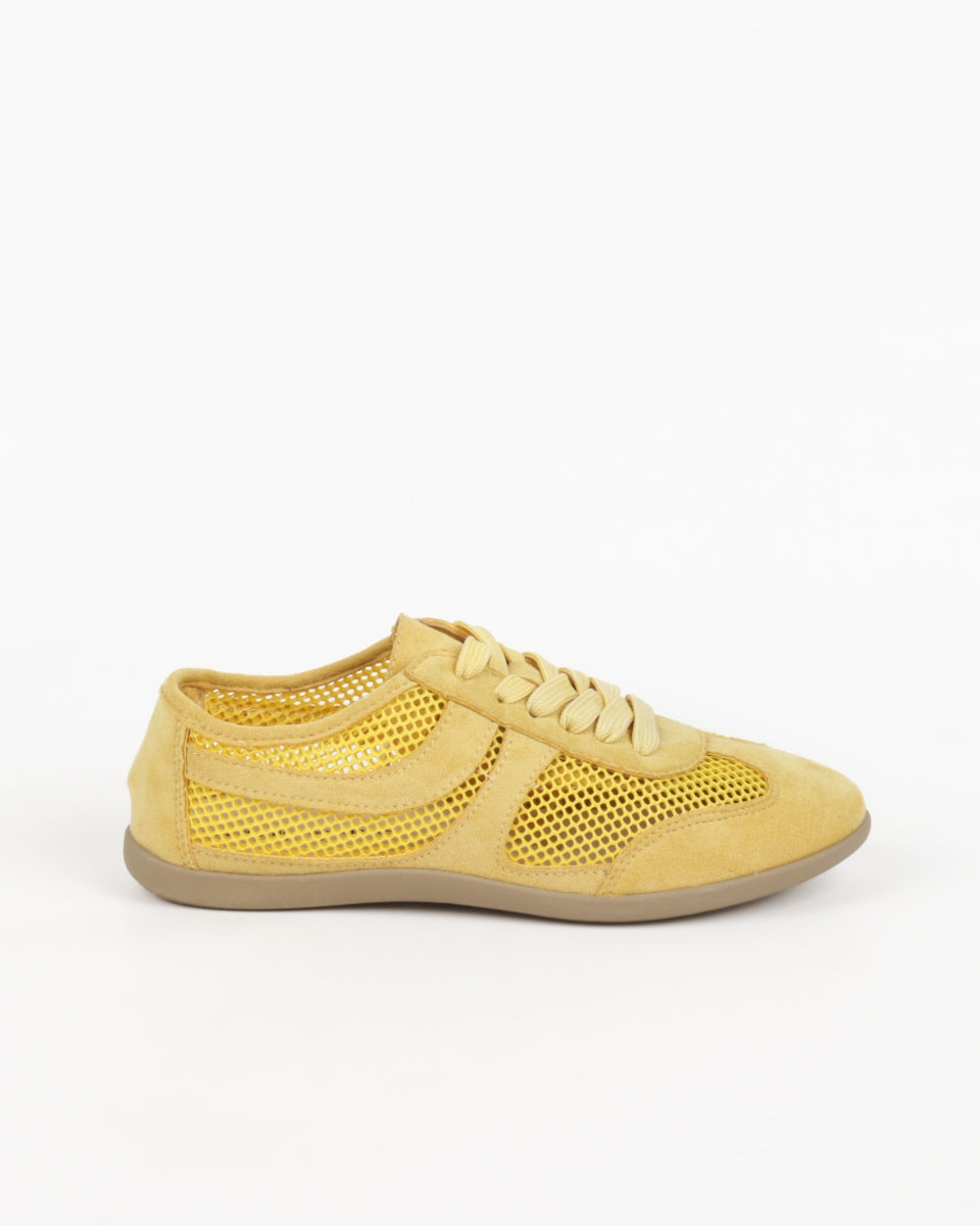 Lightweight Mesh Sneakers - Yellow
