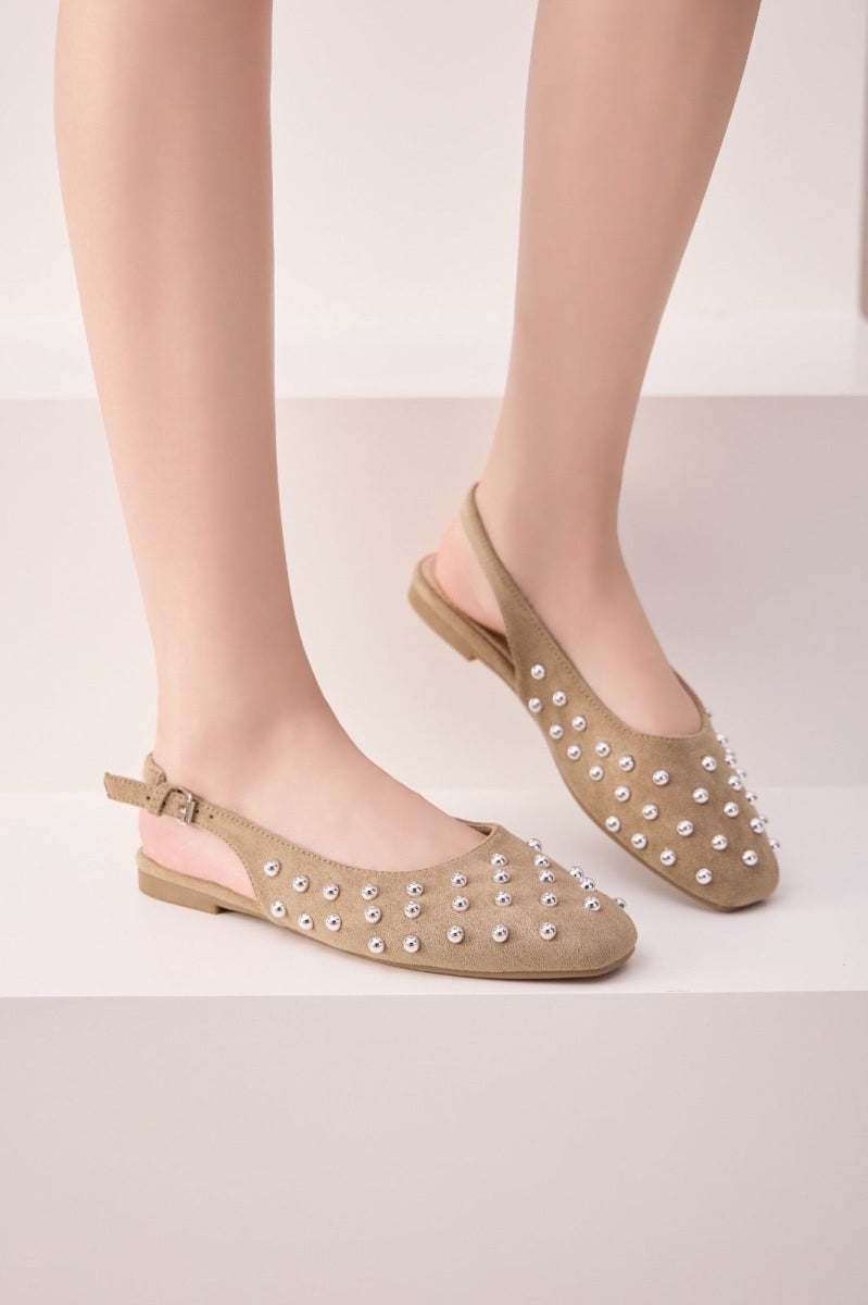 Ballerines slingback en daim avec clous- Taupe