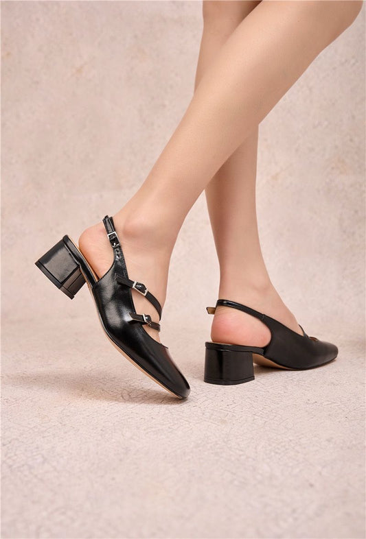 Slingback pumps with straps - Black