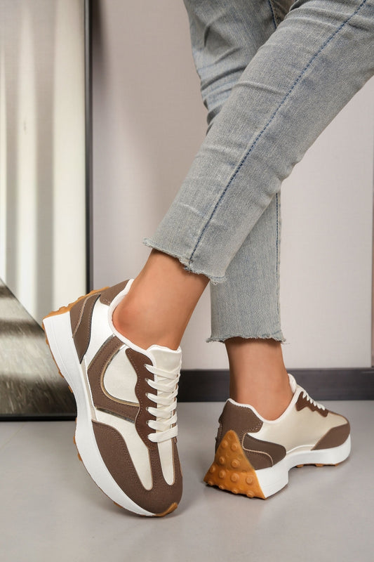 Retro casual sneakers - Brown