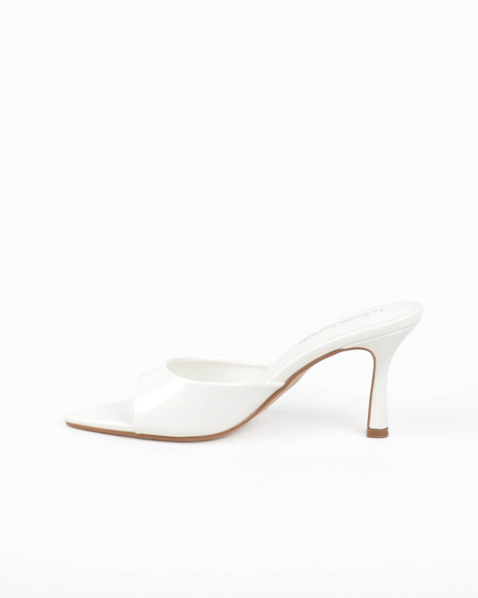 Pointed-Toe Mules - White