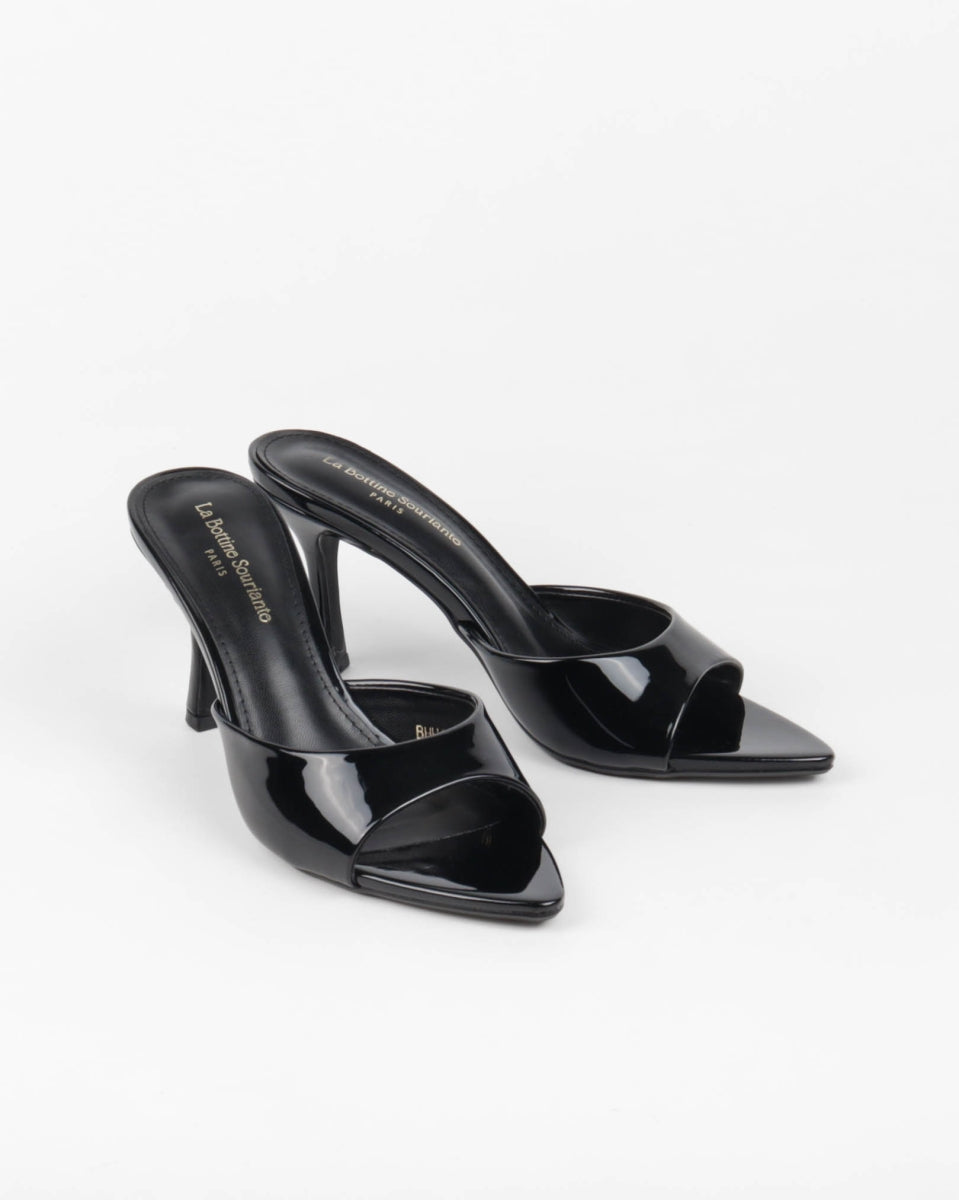 Pointed-Toe Mules - Black