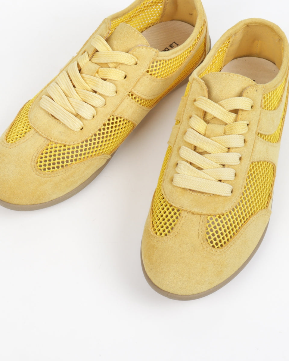 Lightweight Mesh Sneakers - Yellow