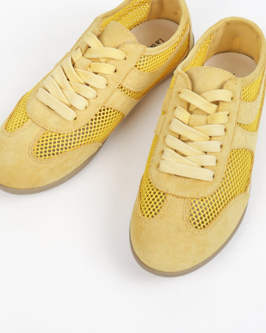 Lightweight Mesh Sneakers - Yellow