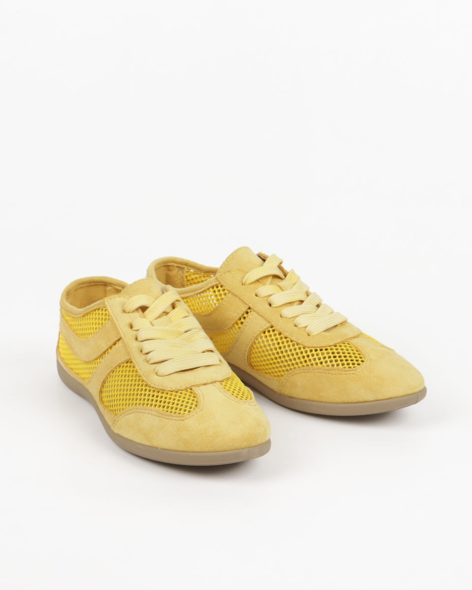 Lightweight Mesh Sneakers - Yellow