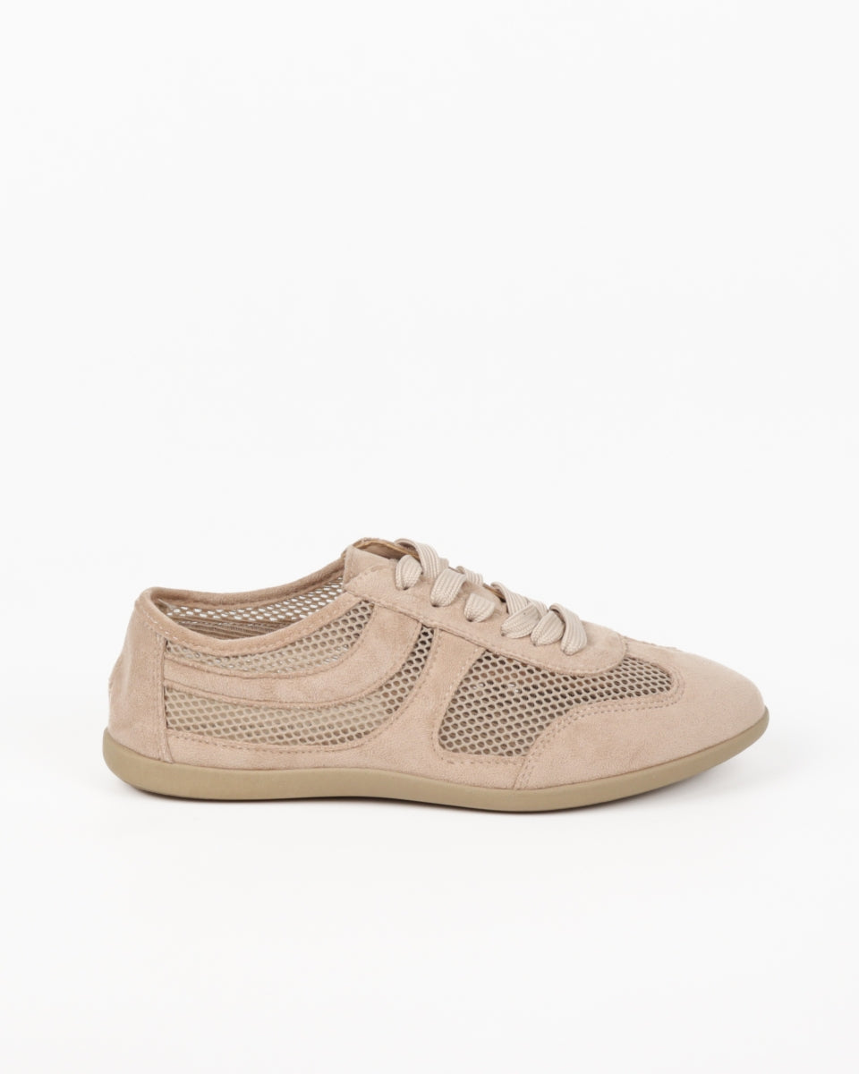 Lightweight Mesh Sneakers - Beige