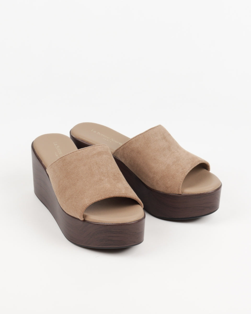Wood-Effect Wedge Mules - Beige