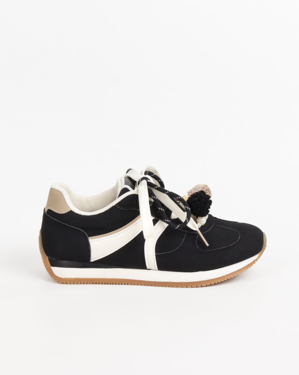 Sneakers with pompom - Black