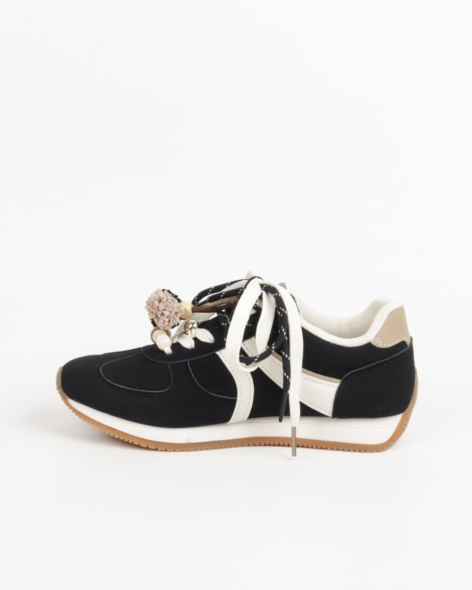 Sneakers with pompom - Black